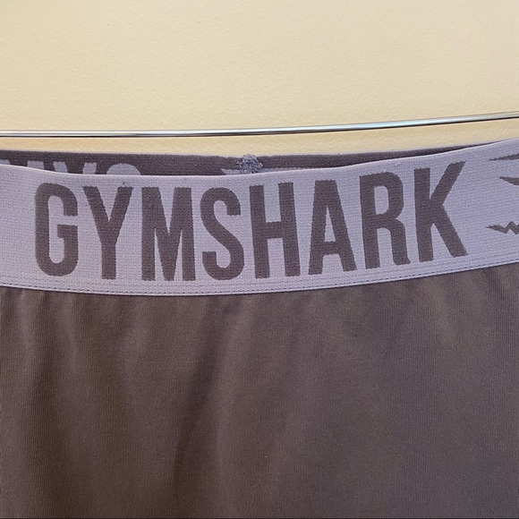Gymshark Women's Grey Leggings Size Medium - Picture 2 of 12